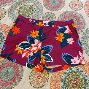 GORGEOUS Old Navy Purple floral shorts